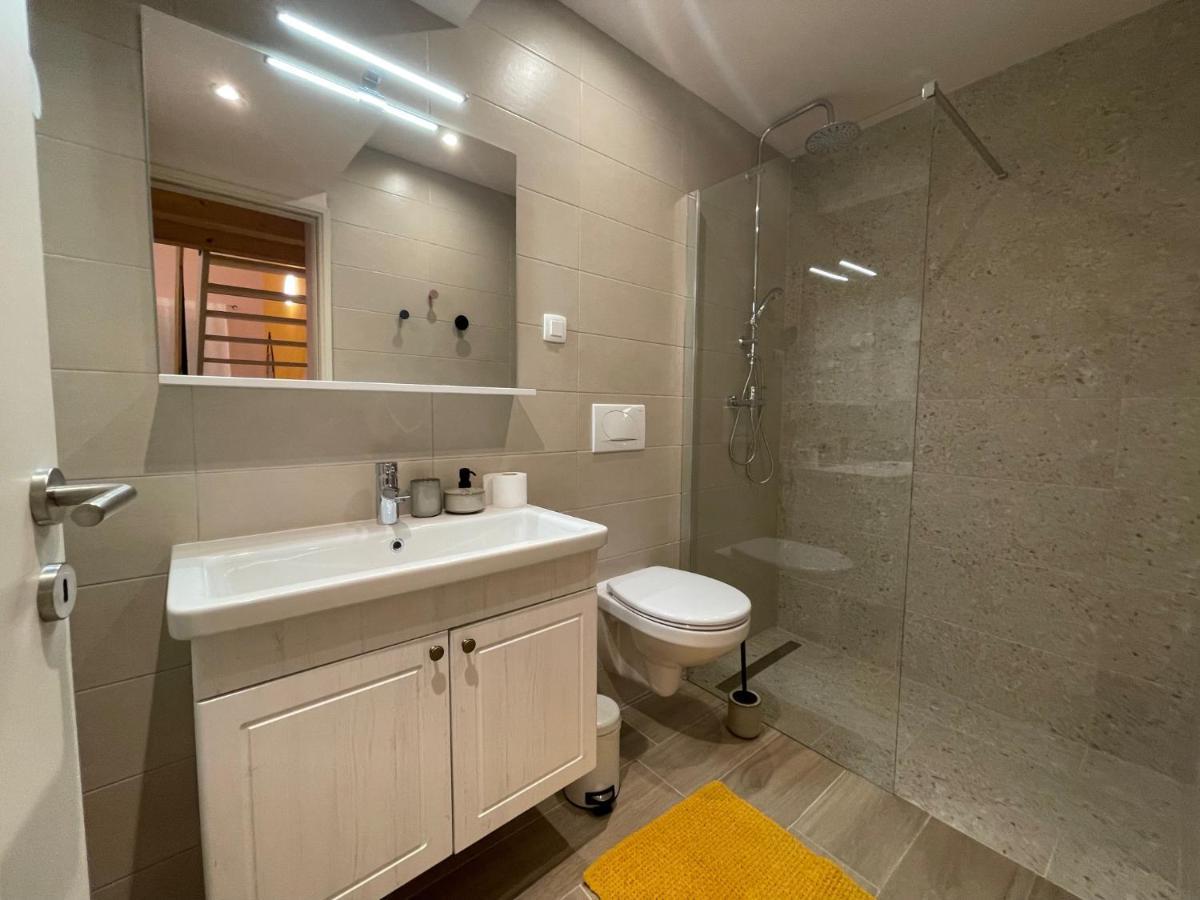 Stella Marina Deluxe Apartment Πόρετς Εξωτερικό φωτογραφία