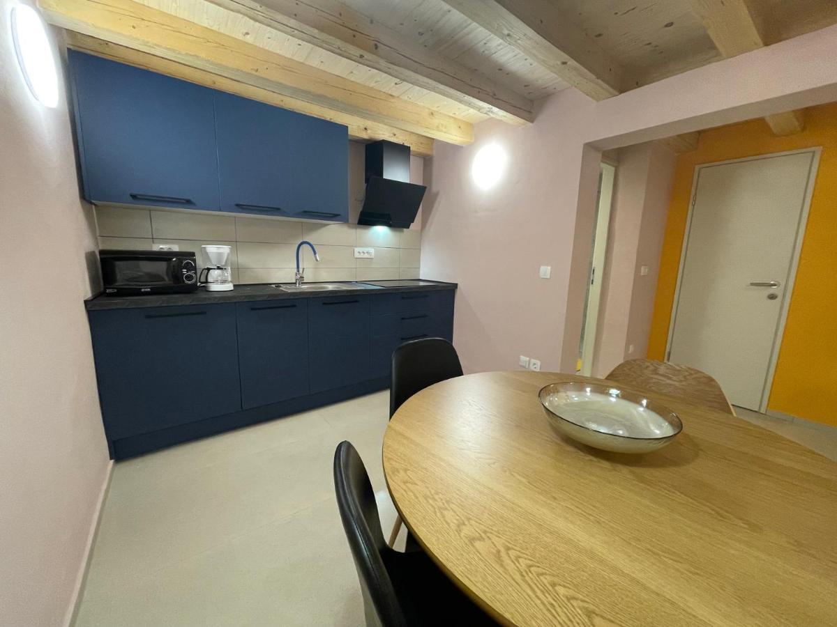 Stella Marina Deluxe Apartment Πόρετς Εξωτερικό φωτογραφία